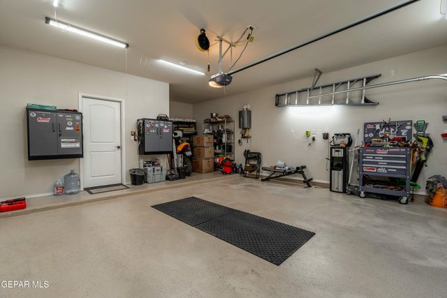 13495 Everingham Street, El Paso, TX 79928