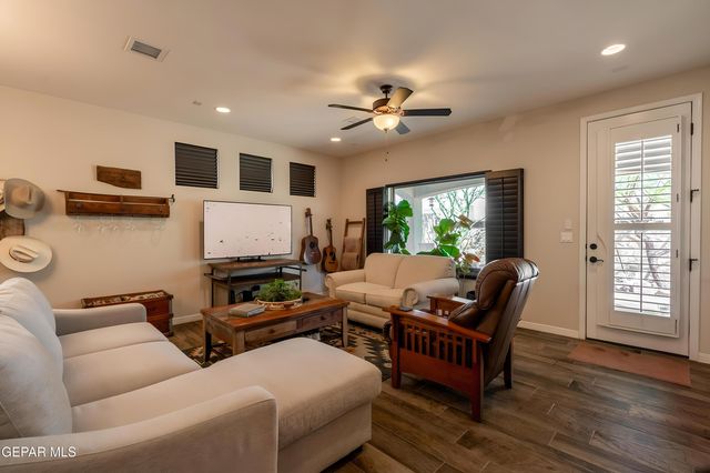 13495 Everingham Street, El Paso, TX 79928