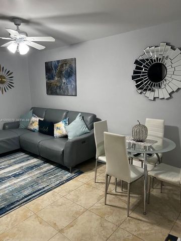 4370 NW 11th St 206, Miami, FL 33126