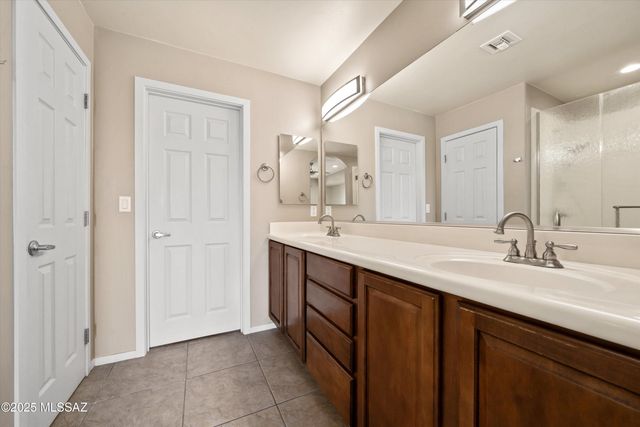 6391 N Gadd Court, Tucson, AZ 85704