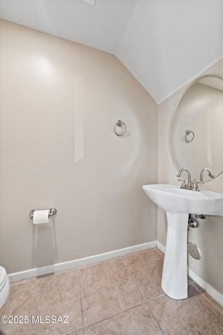 6391 N Gadd Court, Tucson, AZ 85704