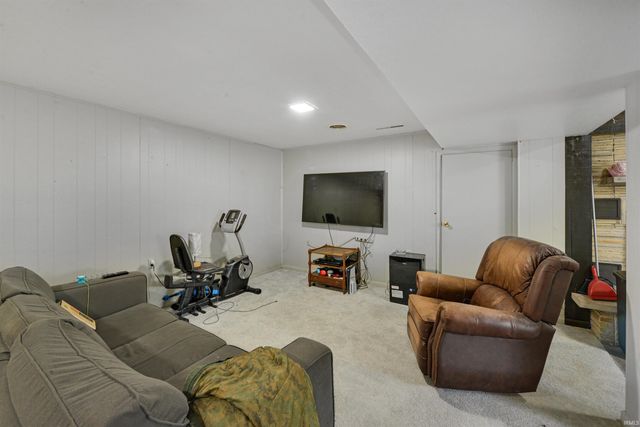 5081 Marian Dale Street, Lafayette, IN 47905