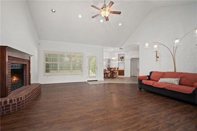 13091 Holly Court, Grand Bay, AL 36541