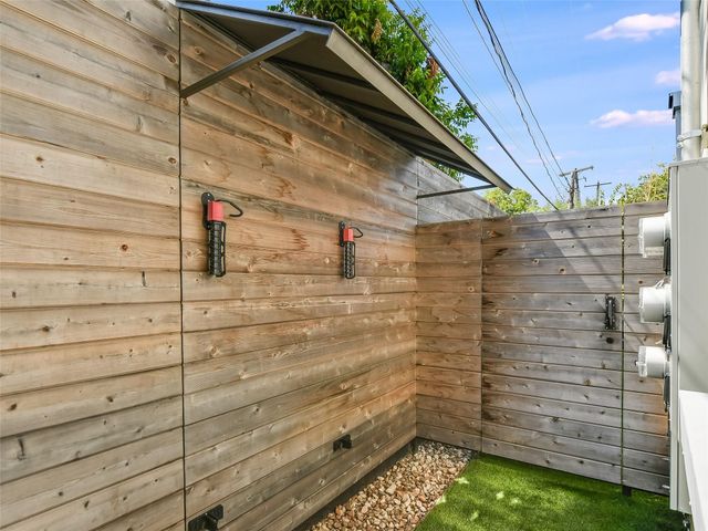 1603 Woodlawn BLVD D, Austin, TX 78703