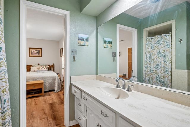 2022 Huntington Drive, Grand Prairie, TX 75051