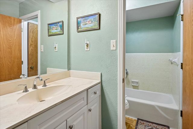 2022 Huntington Drive, Grand Prairie, TX 75051