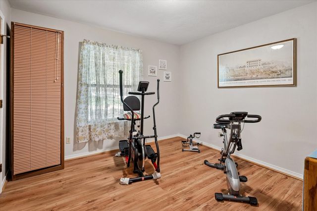 2022 Huntington Drive, Grand Prairie, TX 75051