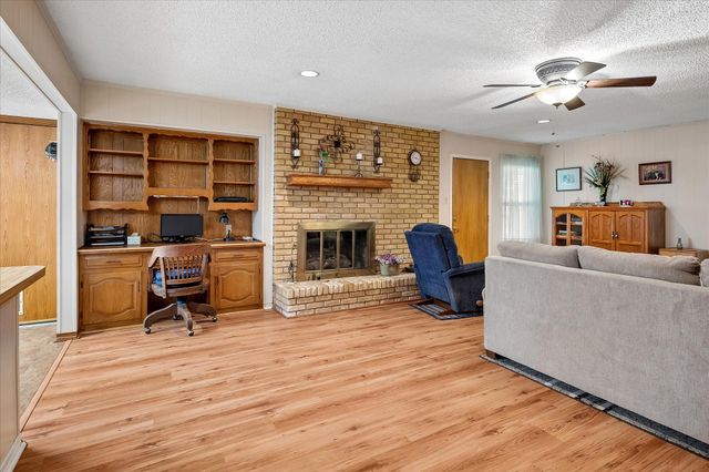 2022 Huntington Drive, Grand Prairie, TX 75051
