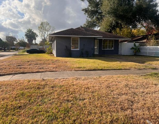 2146 Minnesota Street, Houston, TX 77034