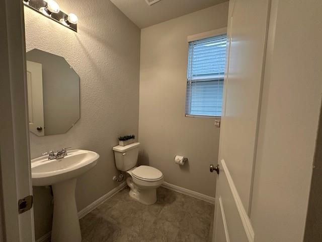 108 Greenfinch ST, Hutto, TX 78634