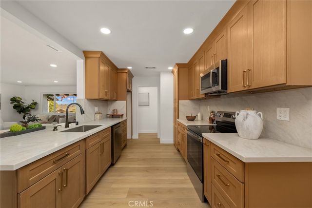 7371 Font, Riverside, CA 92509
