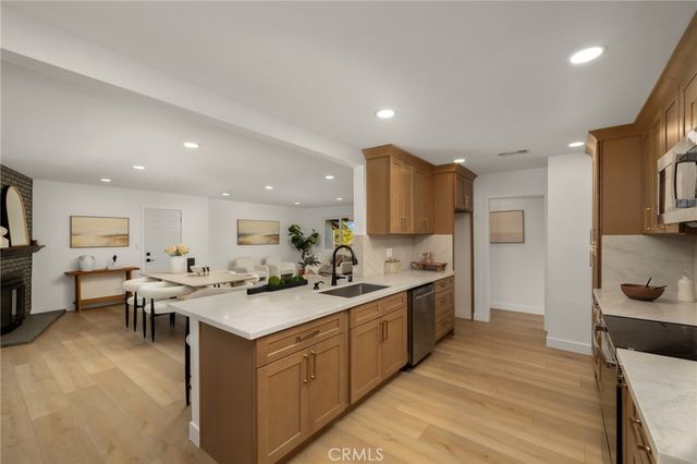 7371 Font, Riverside, CA 92509