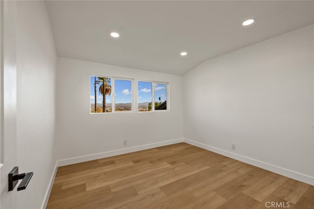 7371 Font, Riverside, CA 92509
