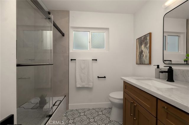7371 Font, Riverside, CA 92509