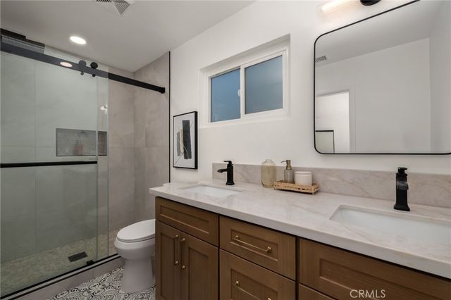 7371 Font, Riverside, CA 92509