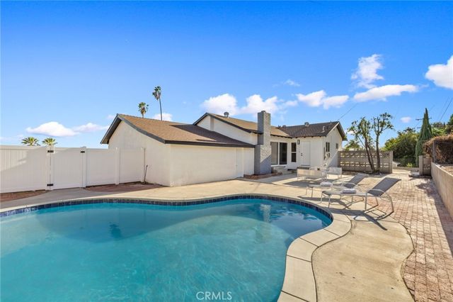 7371 Font, Riverside, CA 92509