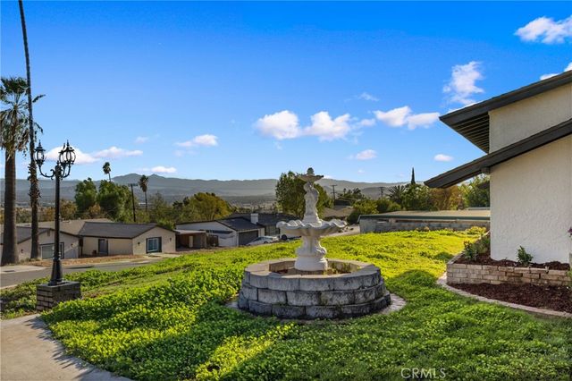 7371 Font, Riverside, CA 92509