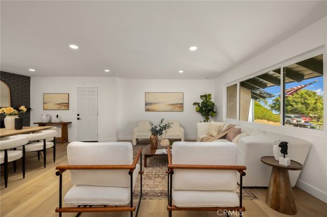 7371 Font, Riverside, CA 92509
