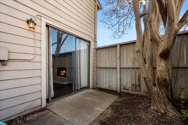 9572 Windswept Lane 9572, Houston, TX 77063