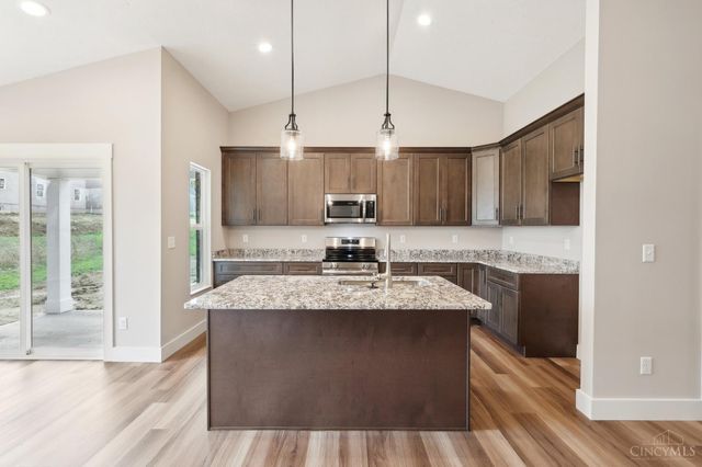 5019 Waterford Lane, Middletown, OH 45042