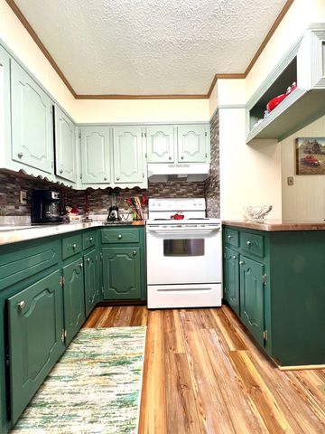 107 Lancaster Dr, Hopkinsville, KY 42240