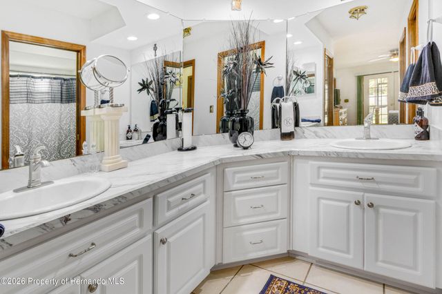 12209 Genter Drive, Spring Hill, FL 34609