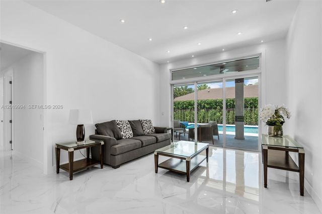 7262 SW 120th Ave, Miami, FL 33183