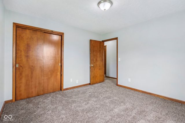 1751 E Main Street, Greenfield, IN 46140