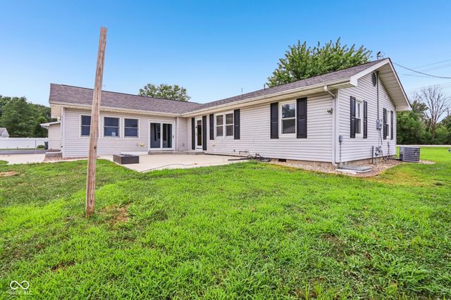 1751 E Main Street, Greenfield, IN 46140