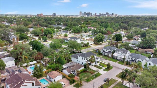 1809 FLORINDA DRIVE, Orlando, FL 32804