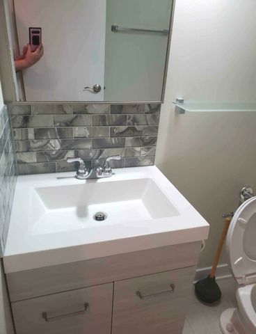 3550 N Lake Shore Drive 1011, Chicago, IL 60657