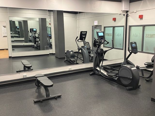 3550 N Lake Shore Drive 1011, Chicago, IL 60657