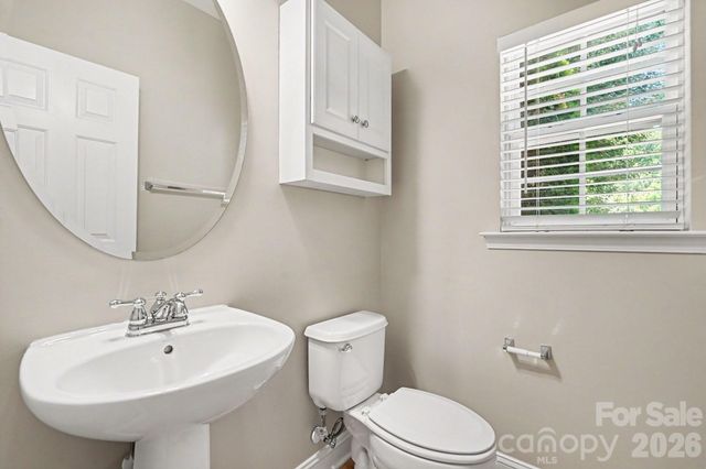 9228 Seamill Road, Charlotte, NC 28278