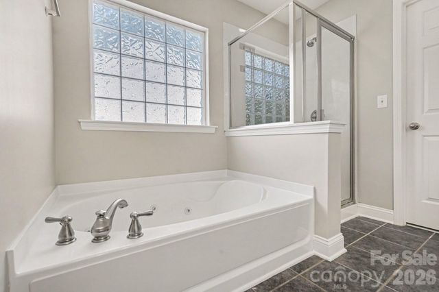 9228 Seamill Road, Charlotte, NC 28278