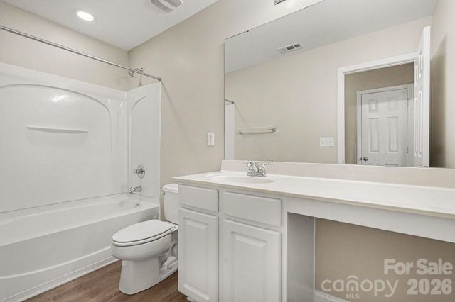 9228 Seamill Road, Charlotte, NC 28278