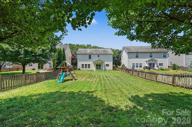 9228 Seamill Road, Charlotte, NC 28278