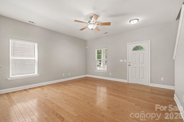 9228 Seamill Road, Charlotte, NC 28278