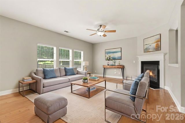 9228 Seamill Road, Charlotte, NC 28278