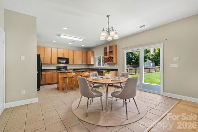 9228 Seamill Road, Charlotte, NC 28278