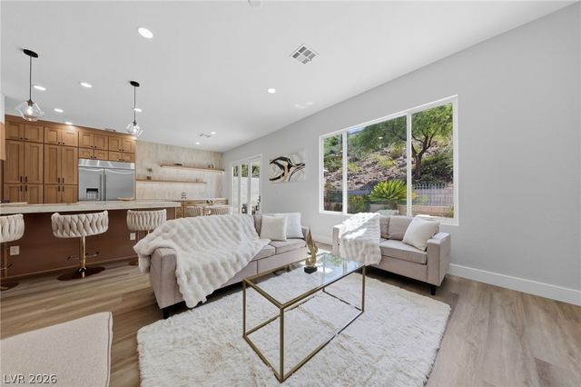 2951 Matese Drive, Henderson, NV 89052