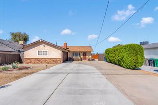 5327 W Avenue L2, Lancaster, CA 93536