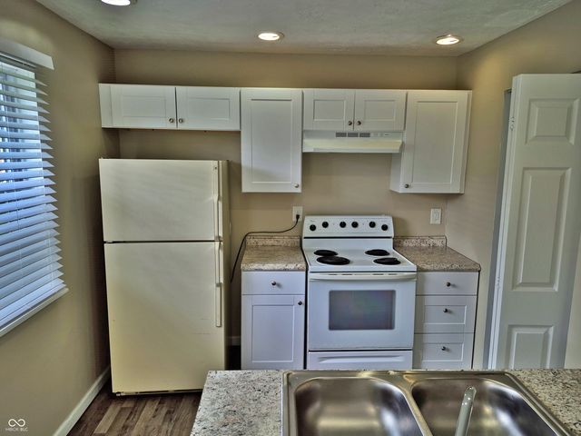47 Port Sylvia Drive, Indianapolis, IN 46224