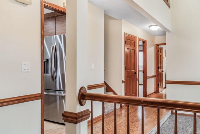 2020 Deer Lodge Place, Fort Wayne, IN 46818