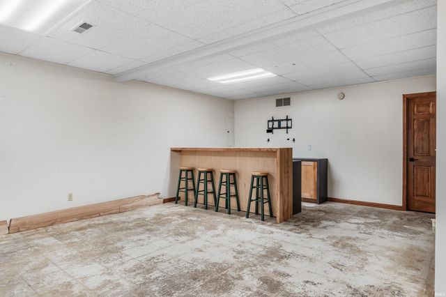 2020 Deer Lodge Place, Fort Wayne, IN 46818