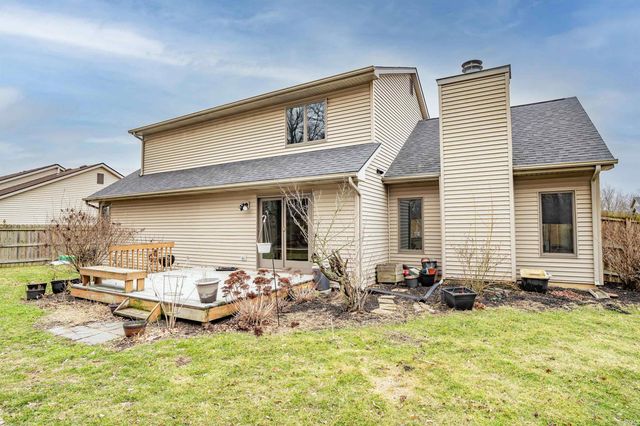 2020 Deer Lodge Place, Fort Wayne, IN 46818