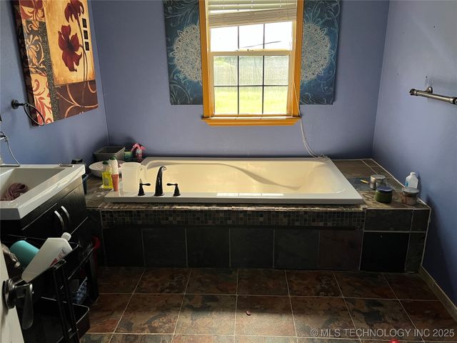 7916 Old Highway 70 LD, Durant, OK 74726