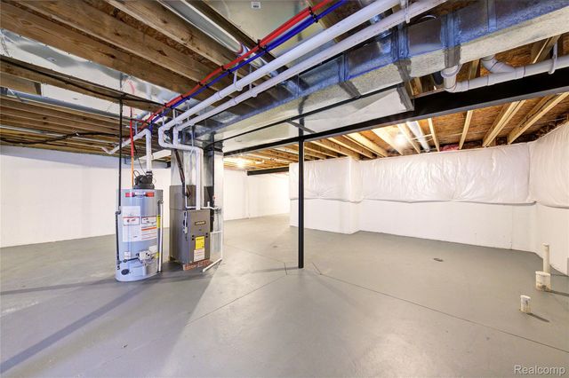 1868 Wexford Drive, Ypsilanti, MI 48198