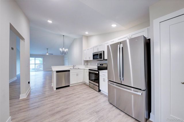 1868 Wexford Drive, Ypsilanti, MI 48198