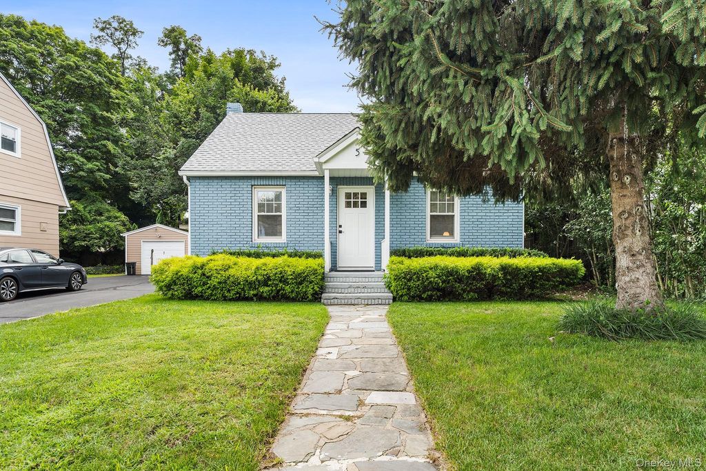 5 W Maple Avenue, Suffern, NY 10901 — exterior