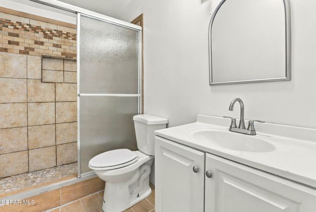 10705 RHYOLITE Drive, El Paso, TX 79924